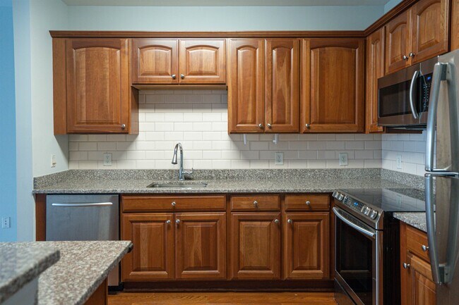 Building Photo - 22 Ave at Port Imperial