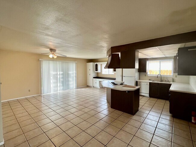 Building Photo - Great 3-bedroom 2-bath Home Rental Opportu...