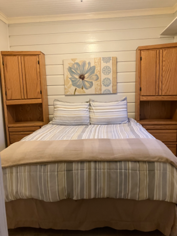 Foto principal - 1428 Sunset Dr