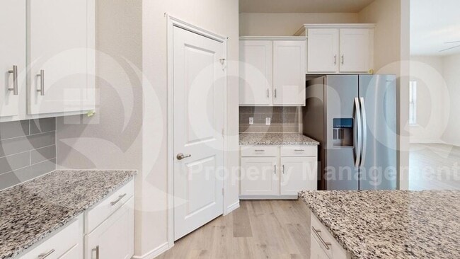 Building Photo - 1526 Forever Wy