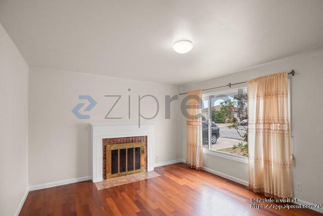 Foto del edificio - 2023 Orchard Ave