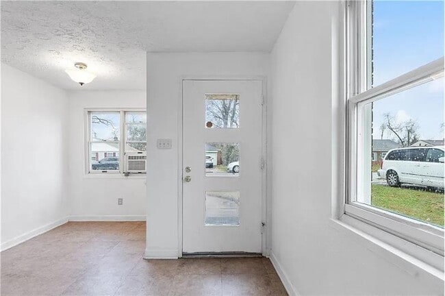 Building Photo - 3929 Fulton Ave