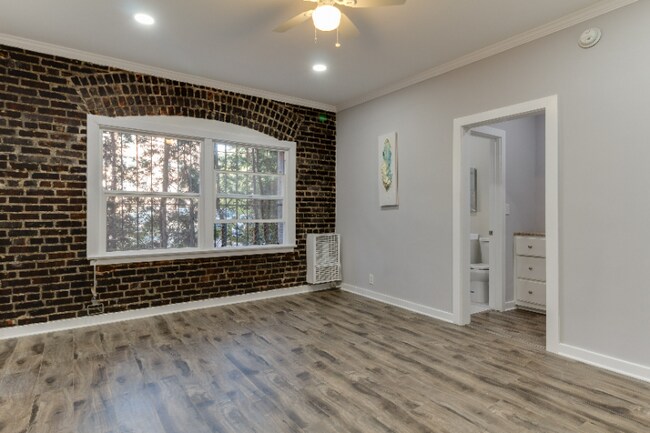 Foto del edificio - 730 S Catalina St