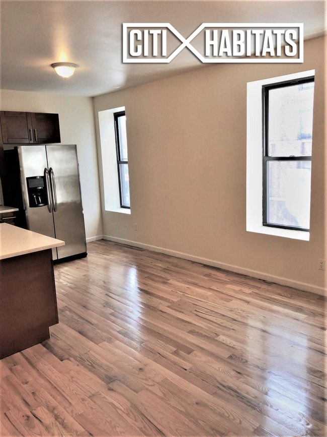 Building Photo - 501 W 140th St