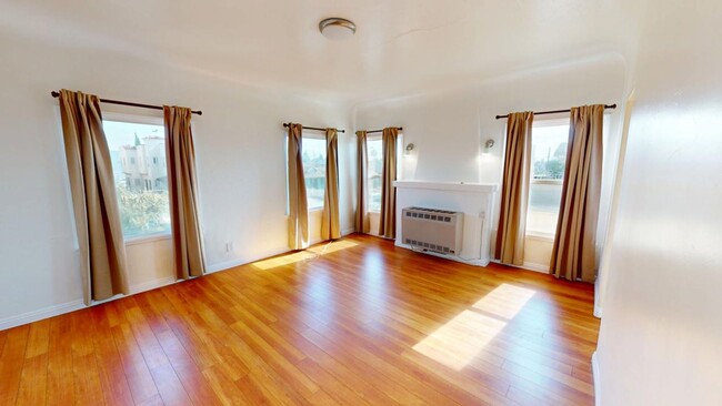 Interior Photo - **Charming 1-Bedroom Unit in Prime Los Ang...