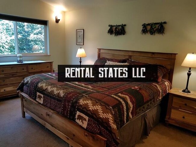 Building Photo - 3 bedroom in Moose Pass AK 99631