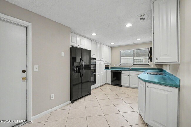 Foto del edificio - 11256 Southington Pl