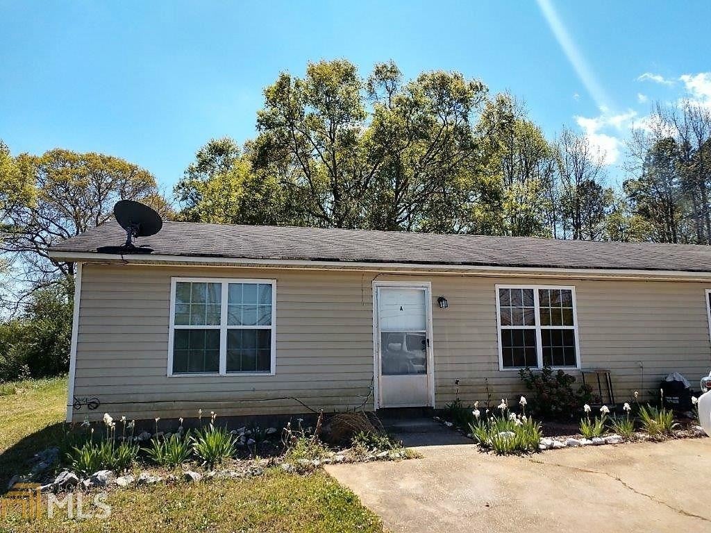 1848 High Falls Rd, Griffin, GA 30223