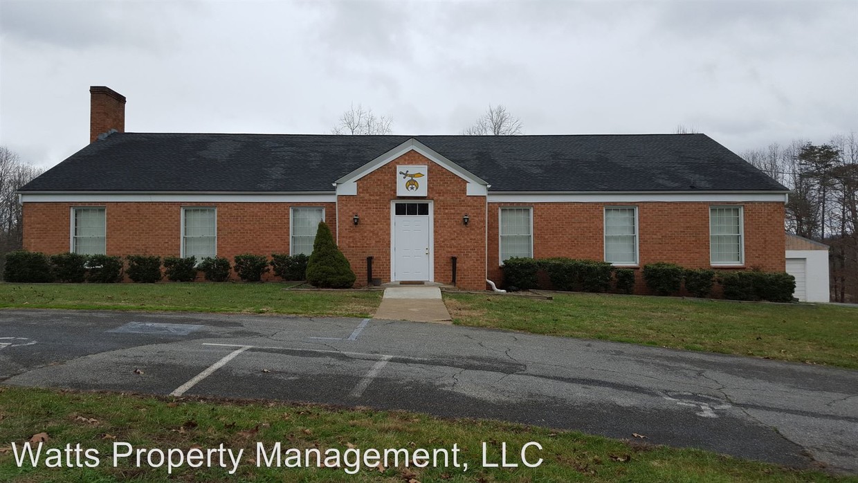 Primary Photo - 214 Lemon Dr