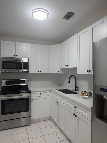 Foto del edificio - 3141 SW 24th Ter