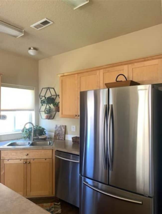 Foto del edificio - 61097 Larkspur Loop