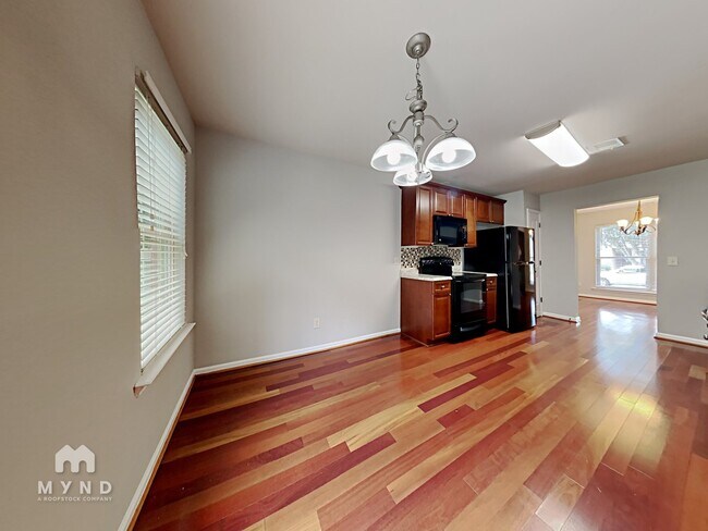 Foto del edificio - 3088 Rosewalk Dr