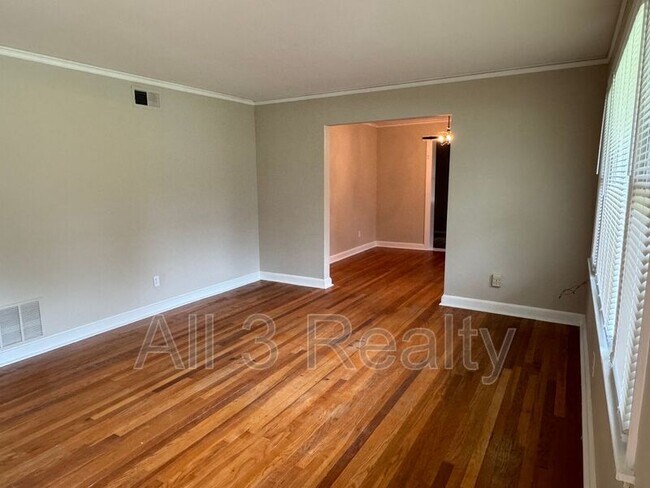 Building Photo - 3561 Prince George Dr