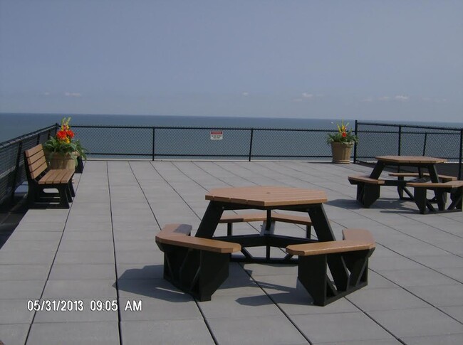 Observation Deck - Marine Towers West