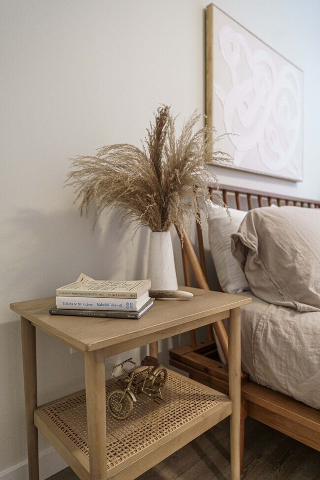 Interior Photo - The Woods on Marquam Hill