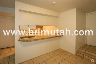 Building Photo - 31 M St