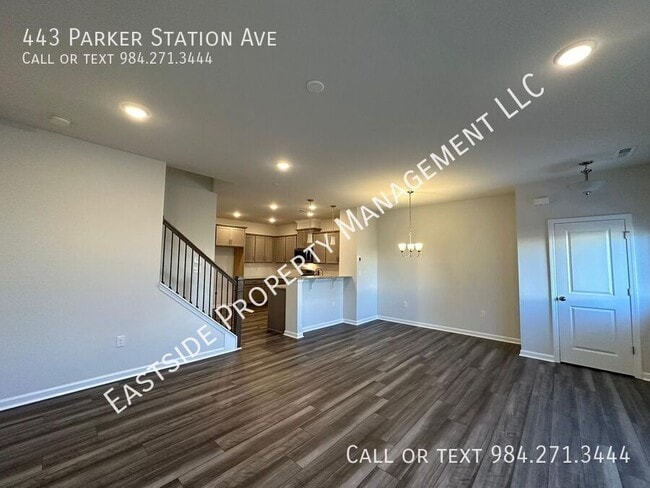 Building Photo - 443 Parker Sta Ave