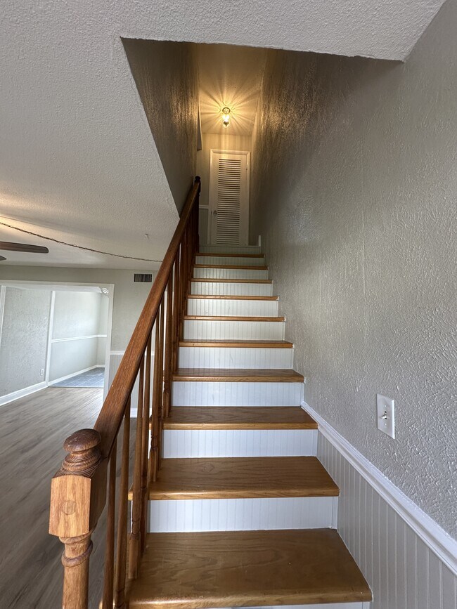 Foto del edificio - 55 Needle Blvd