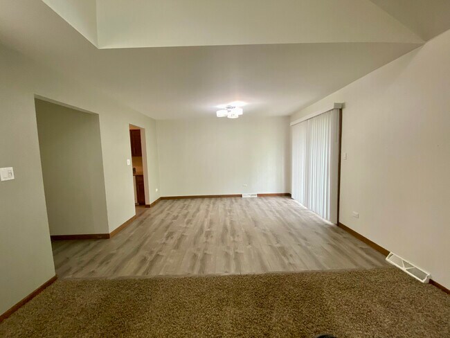 Foto del edificio - 14805 S Penn Rd