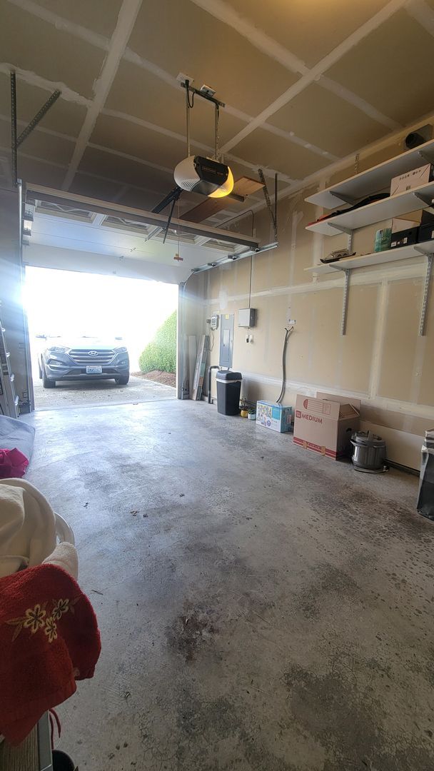 Building Photo - Charming 2-Bedroom Rambler in Prime Bothel...