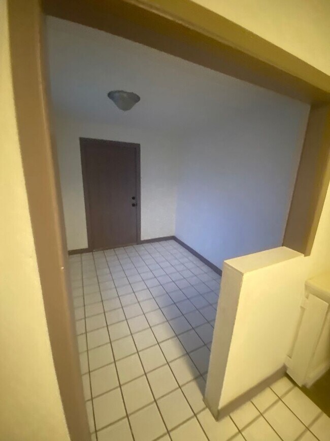 Foto del edificio - Henderson - 2 Bedroom - Water Street Location!