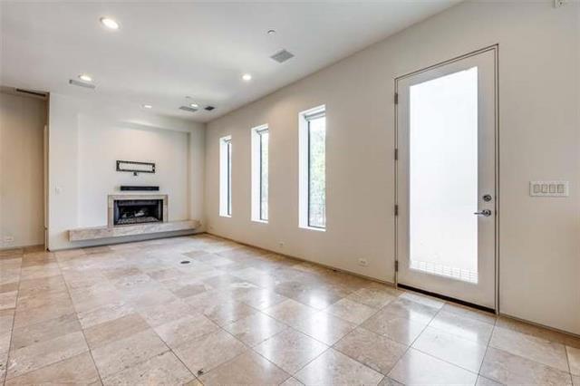 Building Photo - 4302 Deere St