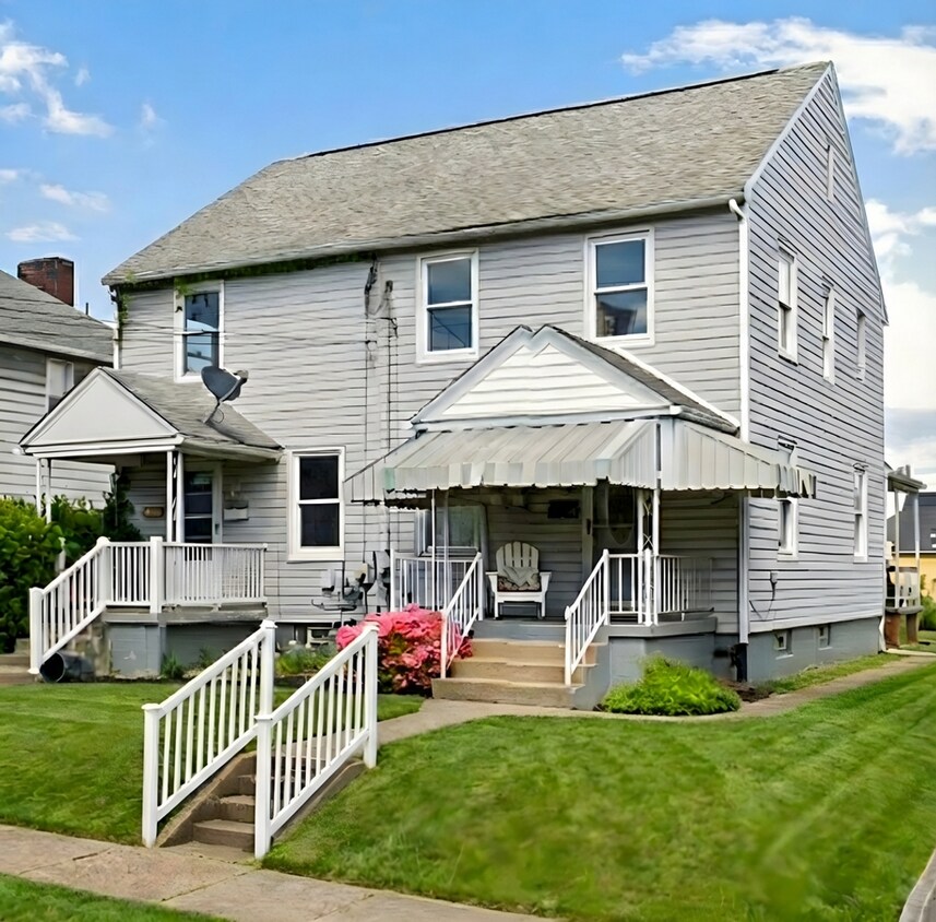 2 Bed/ 1 Bath, Half Duplex in Clairton - 922 Vankirk Street Clairton, PA 15025