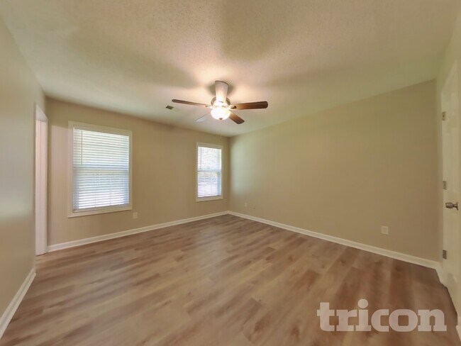 Foto del edificio - 1173 Woodwind Dr