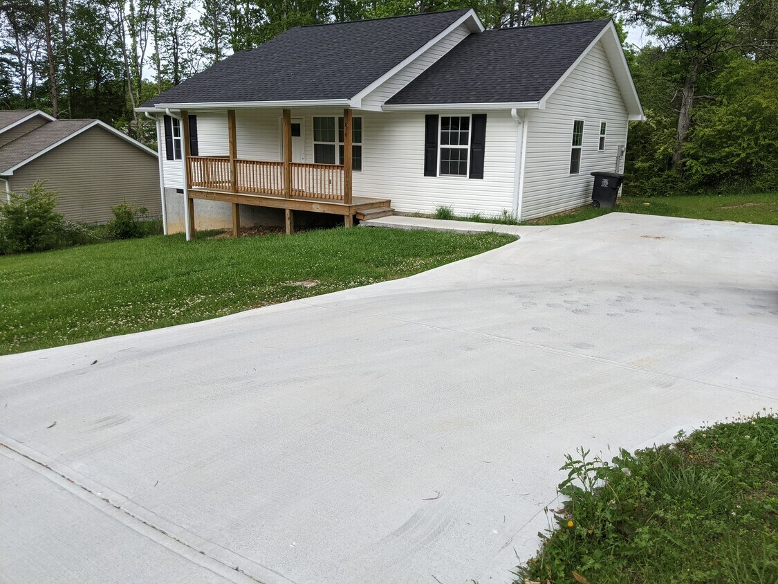 Foto principal - 810 Tellico Ave