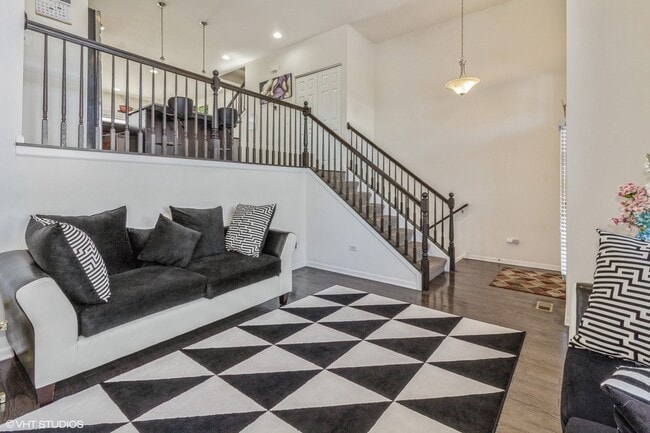 Building Photo - 4271 Liberty St