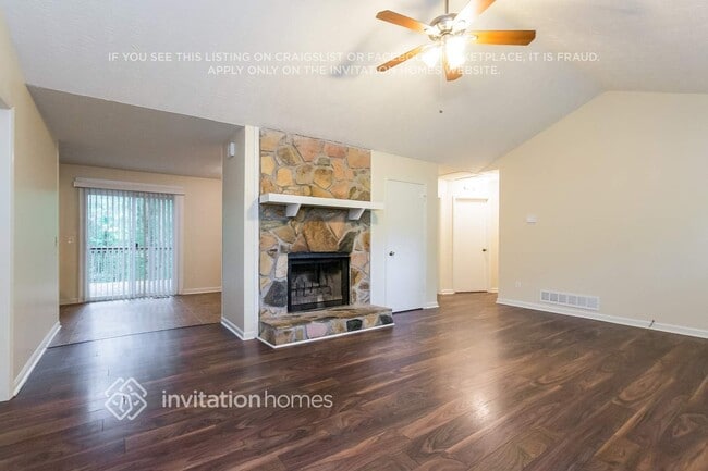 Foto del edificio - 5905 Sumter Dr