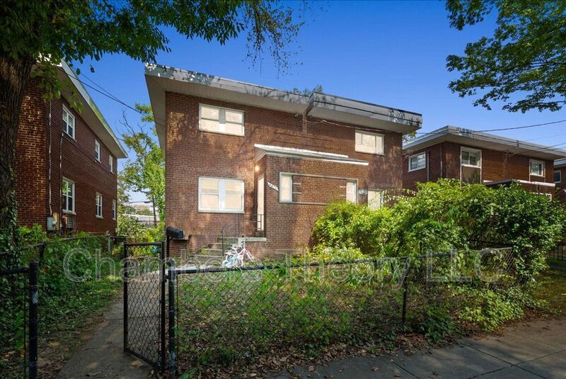 Foto principal - 4411 Harrison St NW