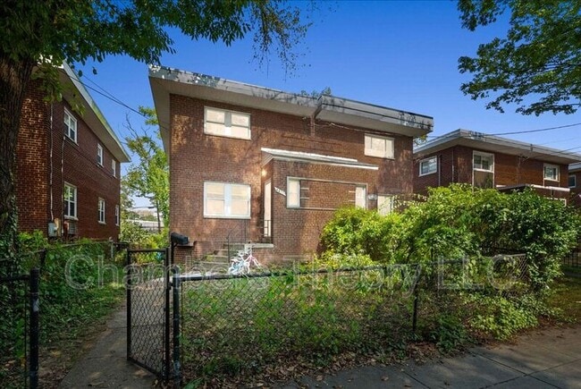 Photo - 4411 Harrison St NW House