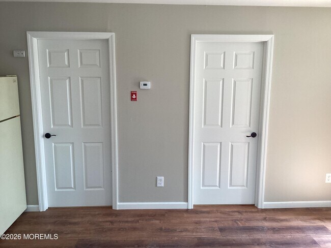 Foto del edificio - 116 Hancock Ave