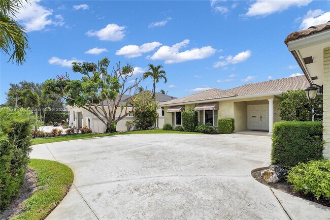 Foto del edificio - 2366 E Silver Palm Rd
