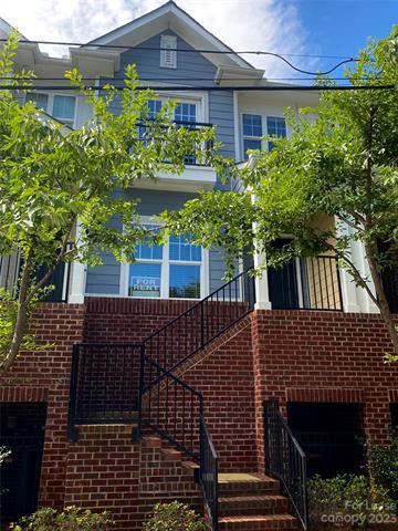 Primary Photo - 31 Myrtle St