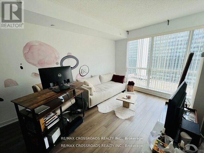 Building Photo - 60 Berwick Ave