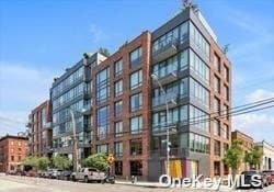 Foto principal - 50 Greenpoint Ave