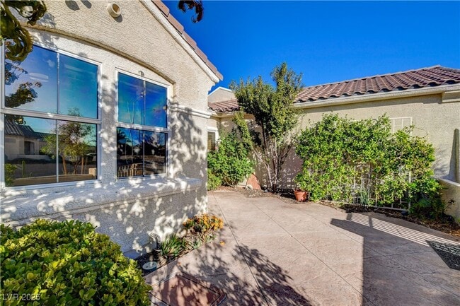 Foto del edificio - 2682 Grand Forks Rd