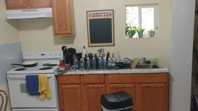 Foto del edificio - 2541 Crestdale Cir SE