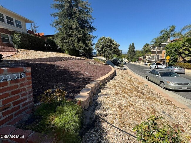 Foto del edificio - 22319 MacFarlane Dr