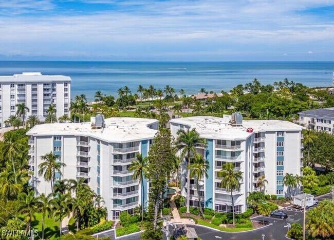 Foto del edificio - 1300 Gulf Shore Blvd N
