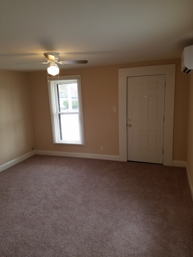 Foto del edificio - 4911 Calvert St