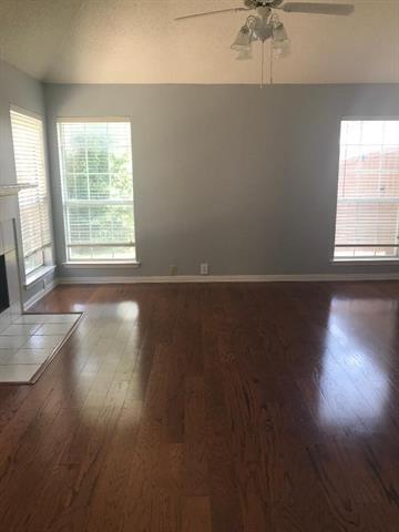 Foto del edificio - 4720 Frost Hollow Dr