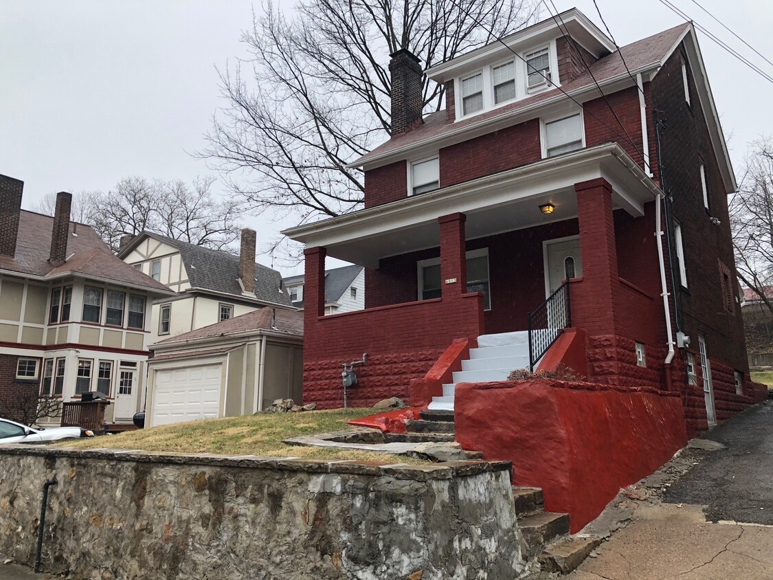 Front - 6313 Phillips Ave (Pittsburgh, PA)