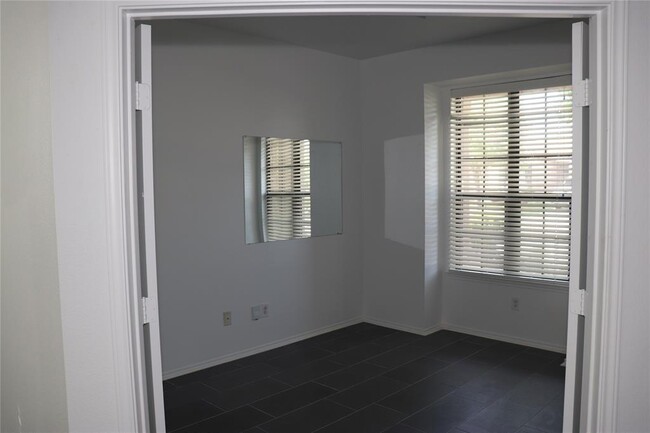 Foto del edificio - 829 Bethel Way