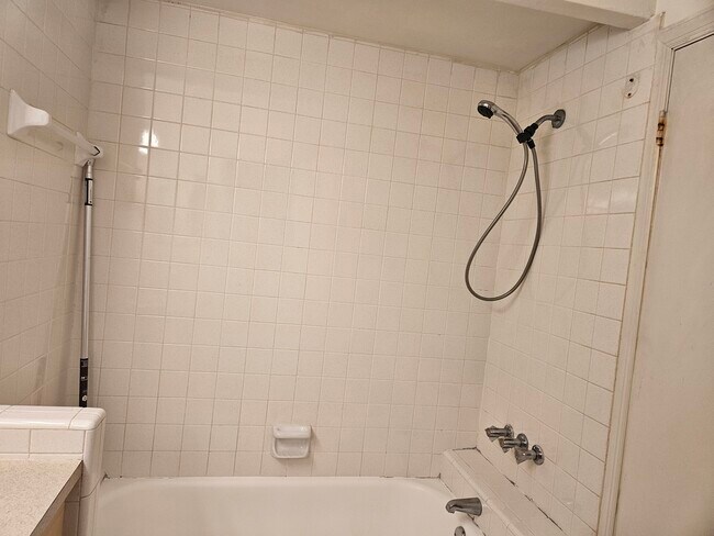 bath tub and shower - 2426 SE 17th St