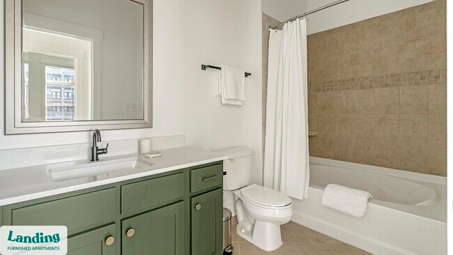 Foto del edificio - 2101 Lakeside Lofts Cir
