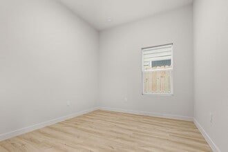 Building Photo - 9711 Cargill St