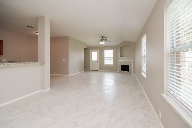 Foto del edificio - 6027 Water Violet Ln